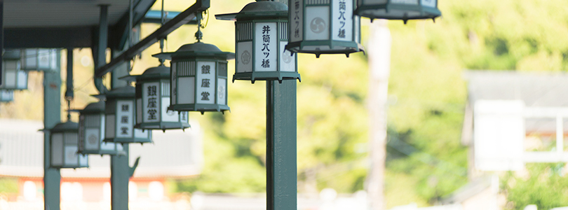 清々しき八坂神社参道